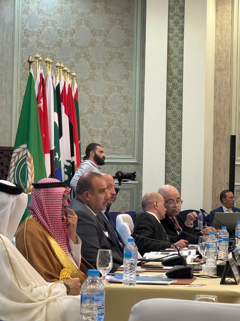 ضمن فعاليات أسبوع القاهرة للمياه 2025 رائد تشارك في الاجتماع الوزاري واللجنة رفيعة المستوى لتعزيز الأمن المائي والغذائي بالدول العربية